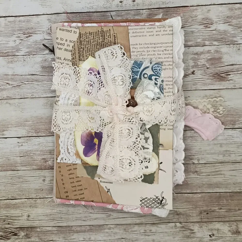 Pink Embellished Junk Journal: Flowers, Birds and Butterflies (Serendipity)